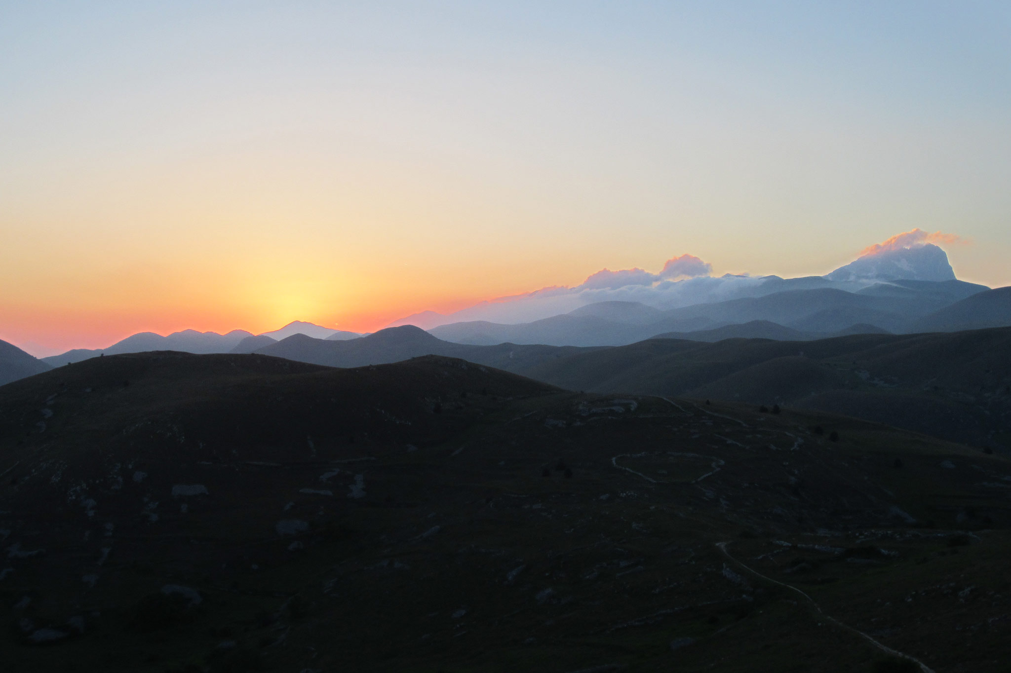 Calascio (Photo license: CC BY-NC-SA 2.0)